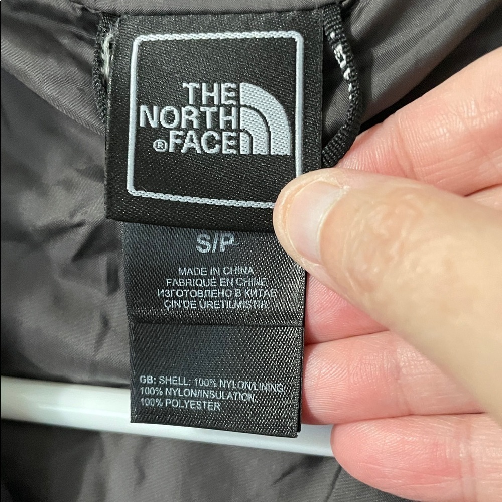 The North Face Women’s 3-in-1 Hooded Parka HyVent Magenta & Gray Size Small - Picture 3 of 17
